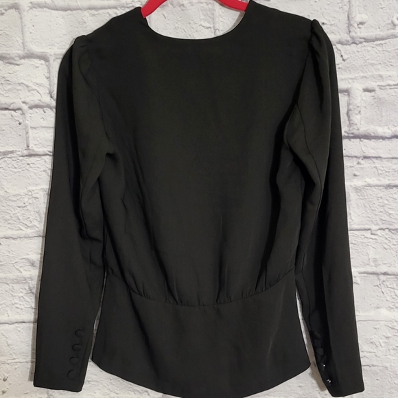 🎀Black Blouse with Side Button and Sleeve Details - Picture 3 of 15